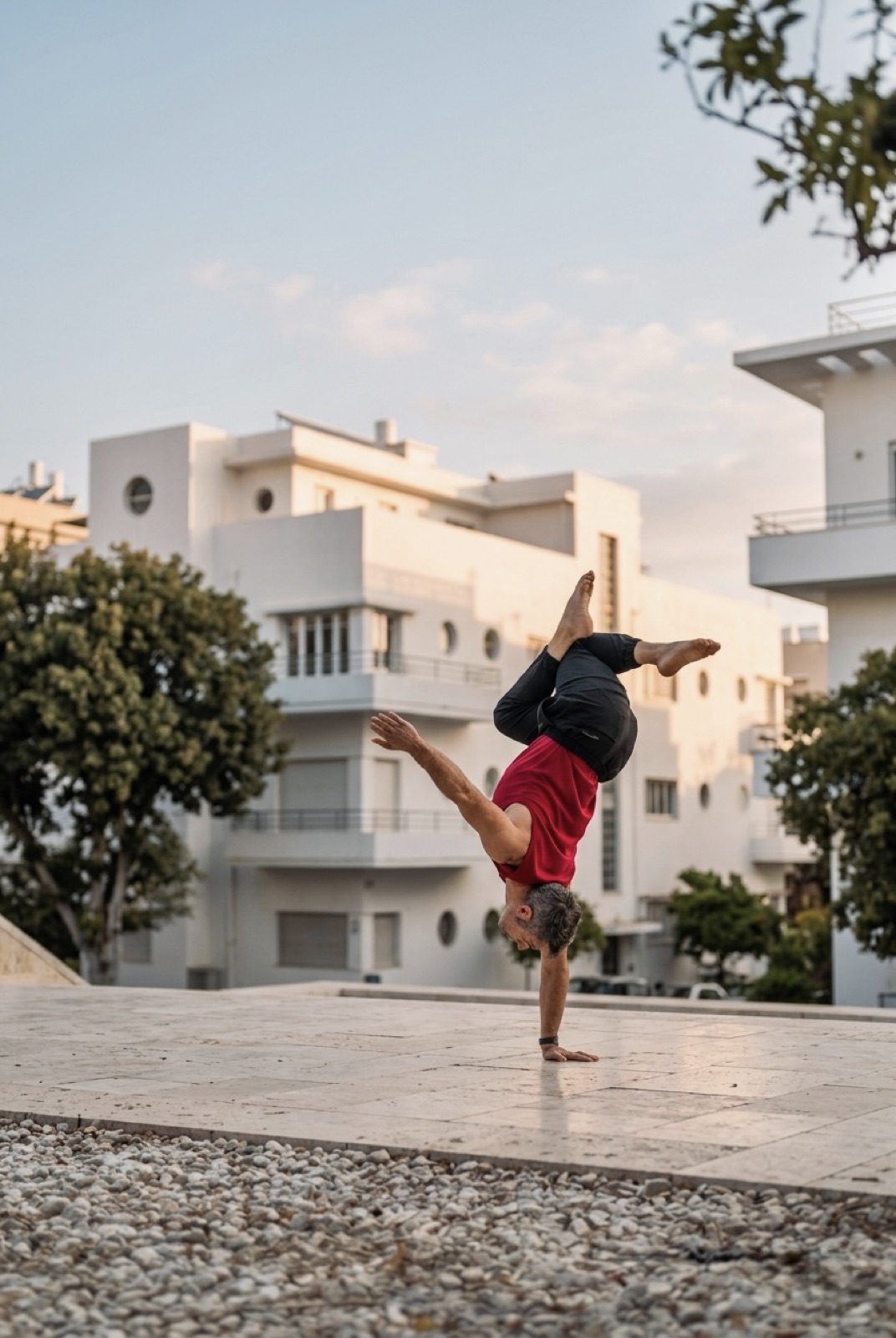 Why You Can't Hold Your Handstand (And What to Do About It)